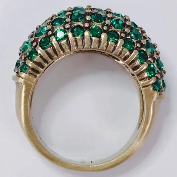 Signed Heidi Daus Gold Tone Green Crystal Dome Cocktail Designer Ring Size 5.75